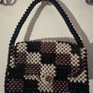 Elegant Beaded Handbag - Black and Cream